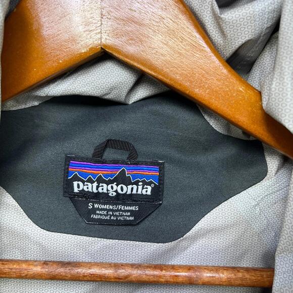 Vintage Patagonia Rain Shell Jacket Womens Small - Picture 5 of 11